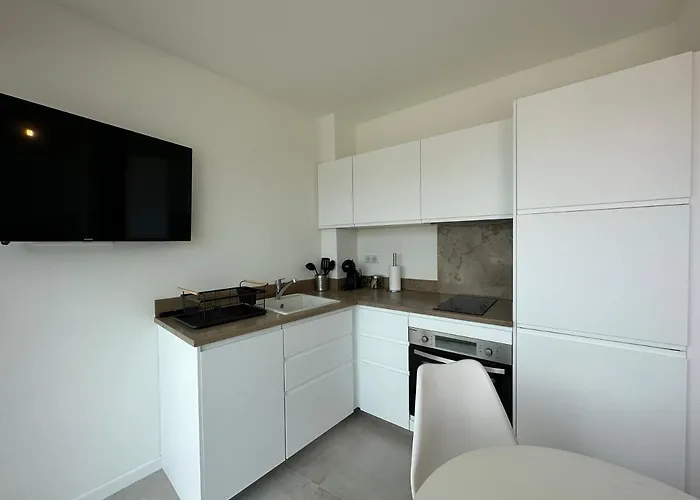 Superbe T2 En Dernier Etage Apartmán Antibes